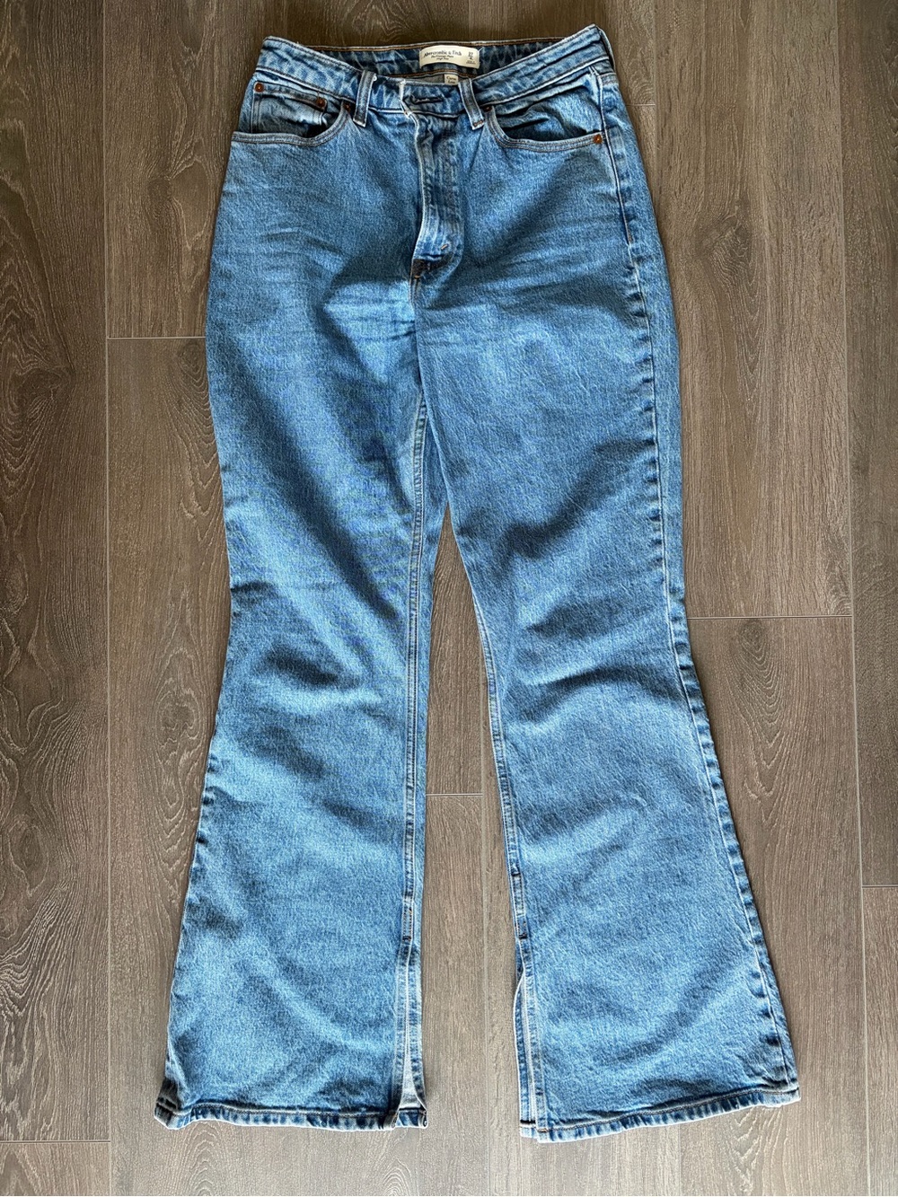 Abercrombie Curve Love Flare High Rise